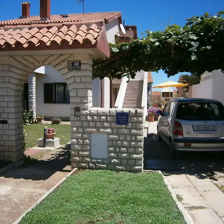 Apartment Maya Banjole